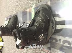 2015 Ronix District with Divide Boots