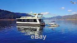 Boat & Ski Dock, Inflatable Floating Boat Dock, Houseboat, Pontoon, Fender