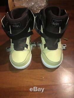 Humanoid Howl Wakeboard Boots Camo Size 9-10 NEVER USED
