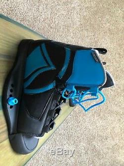 Liquid Force Timba 2018 Wakeboard with Bindings and Boots Brand New