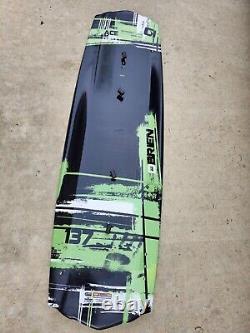 O'Brien Ace System 137 Wakeboard Professional No Bindings Skiing Water Board