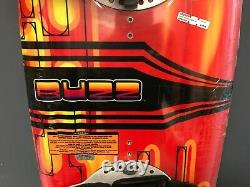 Obrien Wakeboard with Flexible Highwrap bindings New