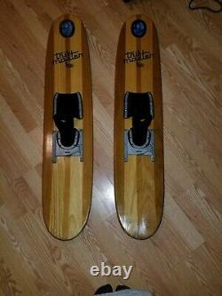 Vintage cypress gardens water skis