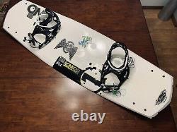 Wakeboard Package(used/great condition) wakeboard, boots, bindings & rope